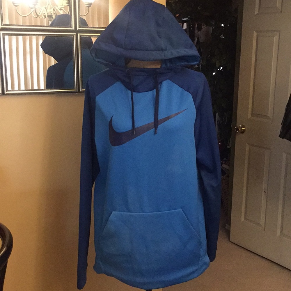 NIKEY HOODIE
